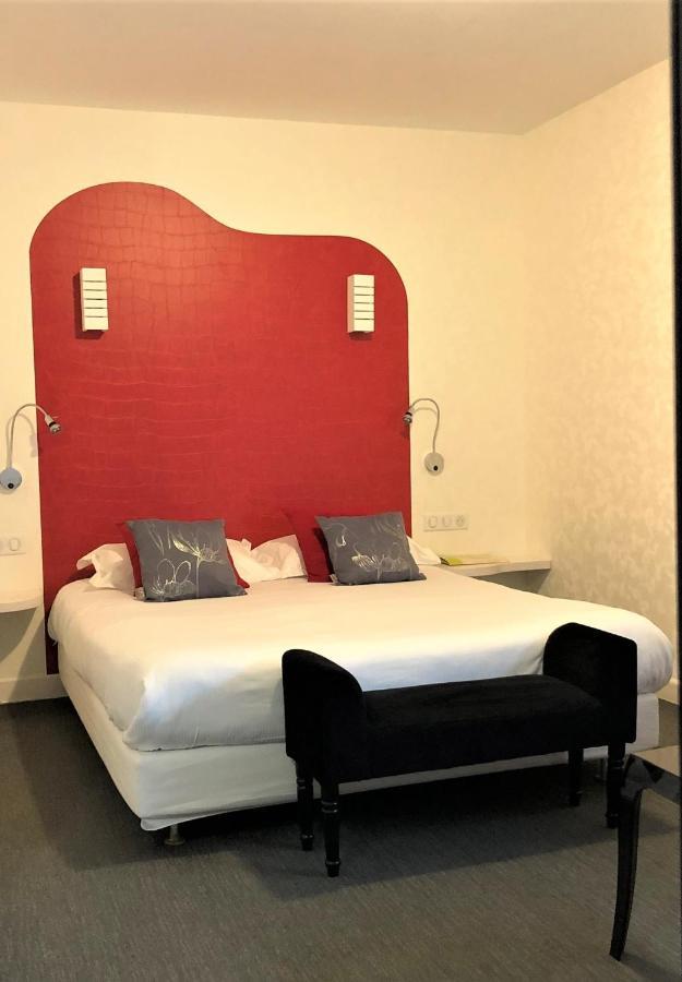 Auv'Hotel Mauriac  Dış mekan fotoğraf